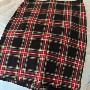 J. Crew Plaid Women's Skirt - Black and Red